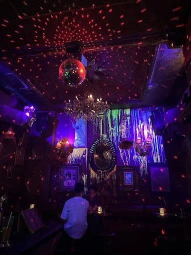 Le Boudoir 64.jpg