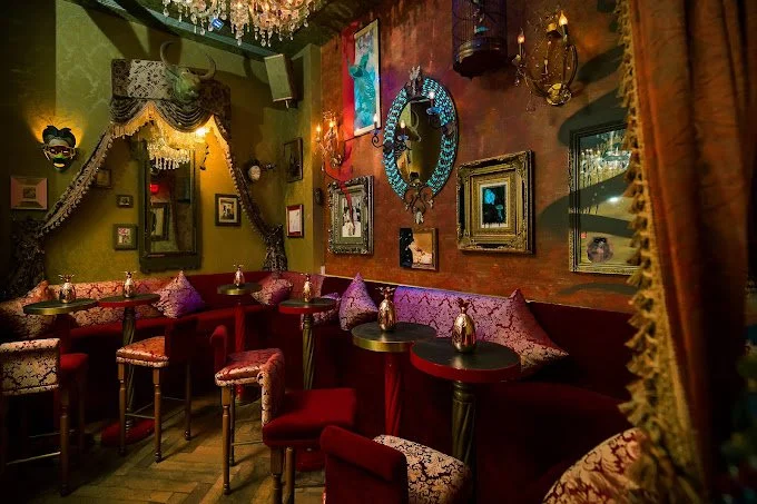 Le Boudoir 72.jpg