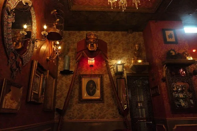 Le Boudoir 84.jpg