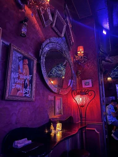 Le Boudoir 95.jpg