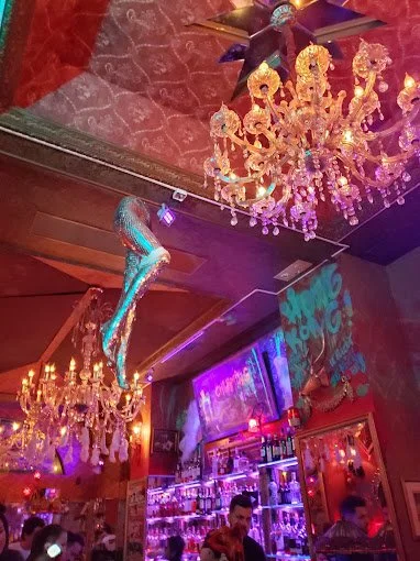 Le Boudoir 105.jpg