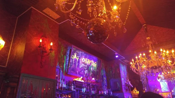 Le Boudoir 120.jpg