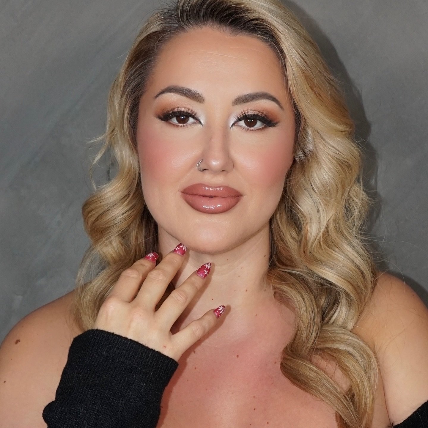 Content day with the Queen of Boudoir @jessfairchild @boudoir_with_jess | Makeup by Lacey | #805makeup #fullglammakeup #santabarbaramakeupartist