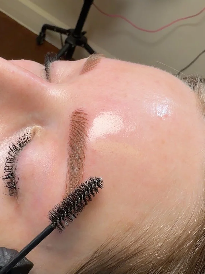 This nano set was designed to gently enhance what she already has &mdash; adding light fullness, soft definition, and a subtle lift while keeping everything airy and skin-like. Tiny, delicate strokes that blend seamlessly for an effortless, everyday 