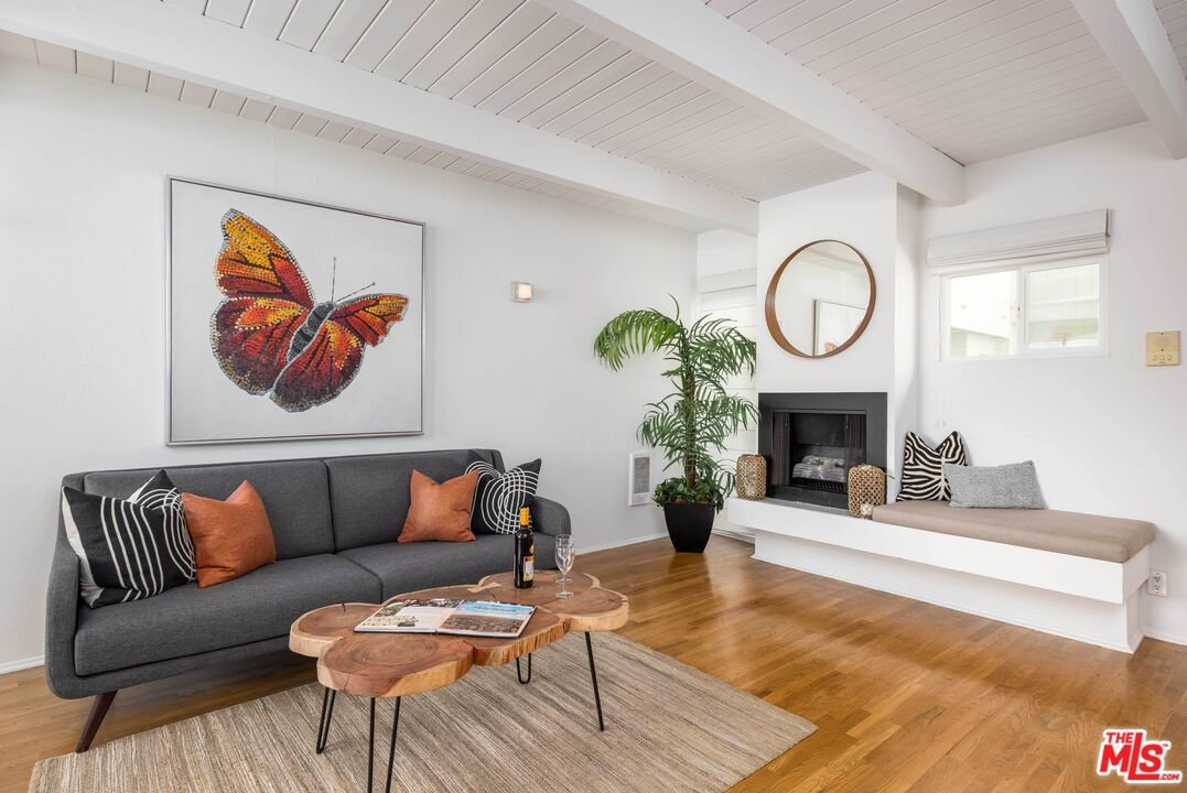 3101 5th St 6 | $1,060,000