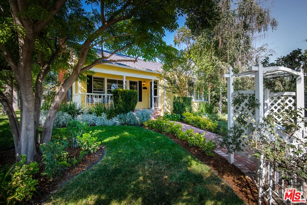 1617 Clark | $996,000