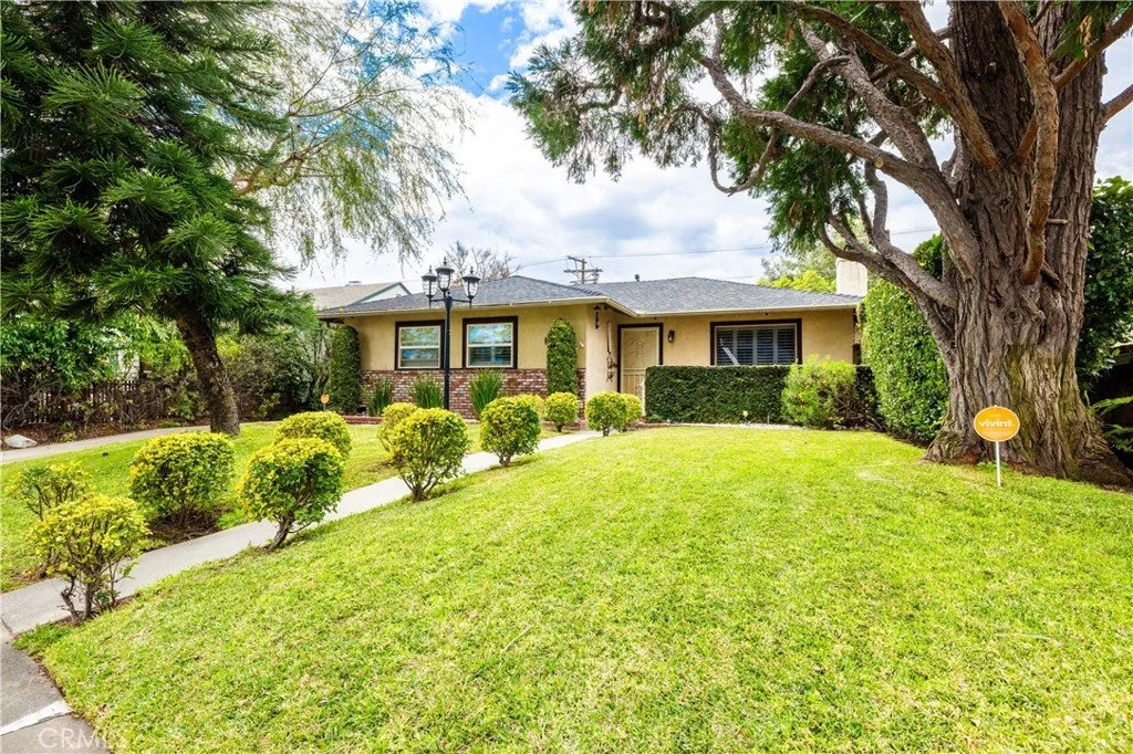 3245 Florecita Dr | $1,165,000