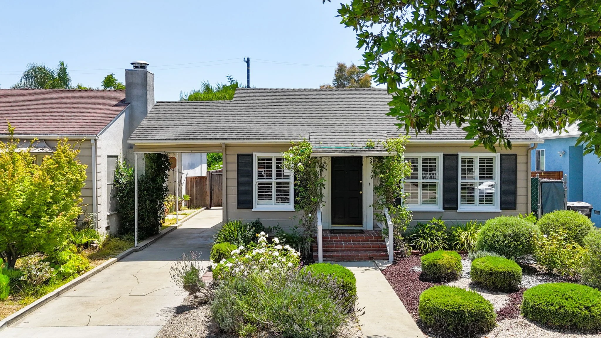 9044 Olin | $1,425,000