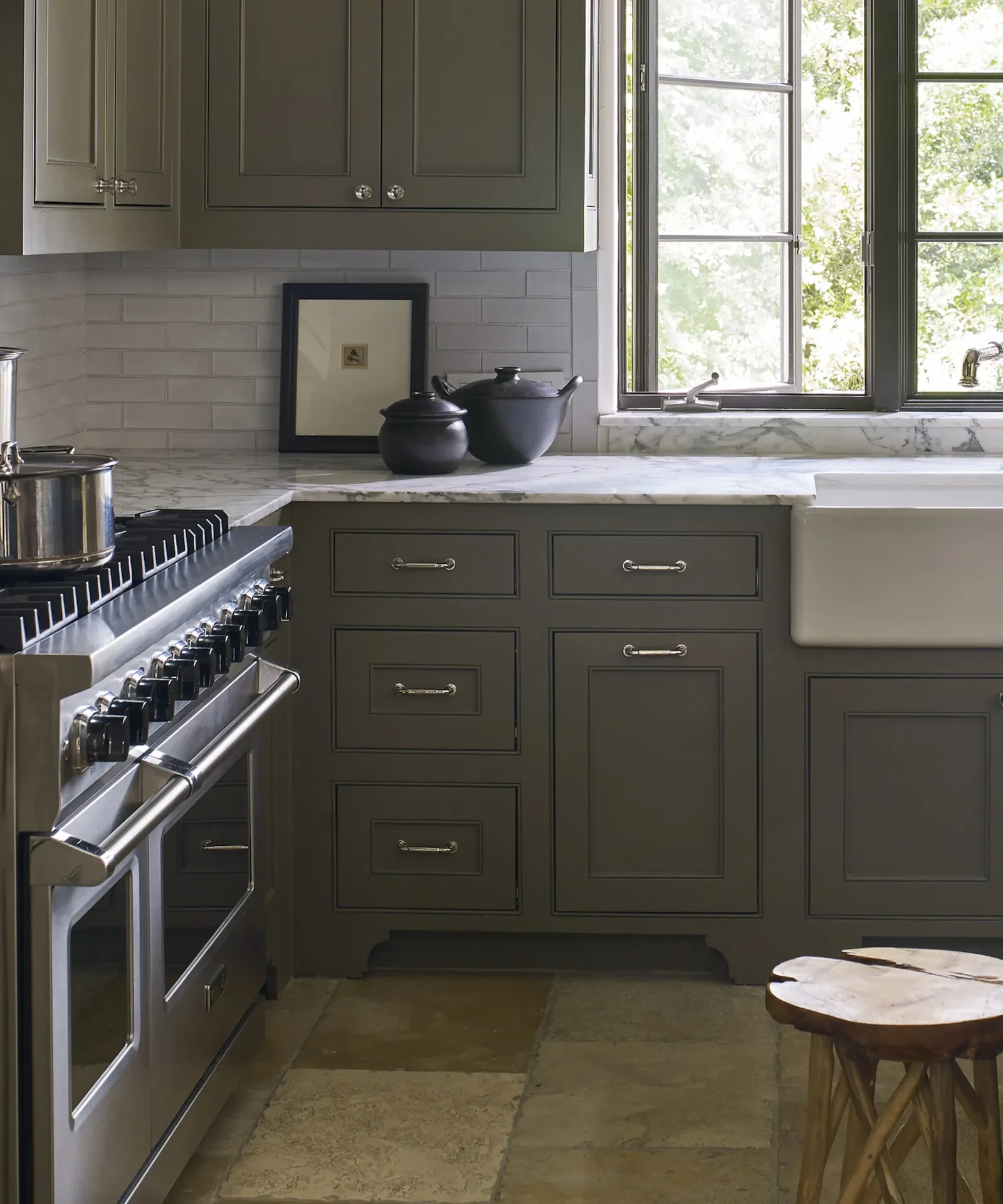 Homes &amp; Gardens: How to Choose Kitchen Cabinets