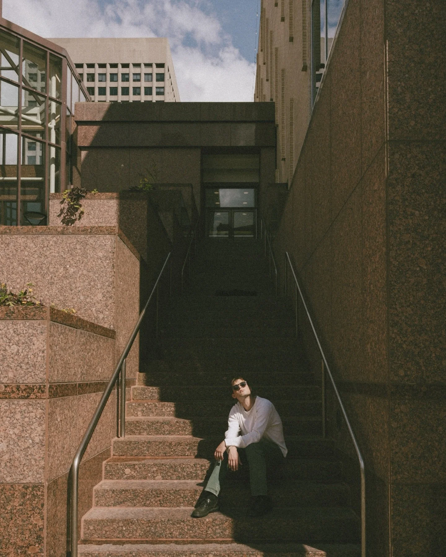 Missing your energy @_edererer - let&rsquo;s get together soon? 🫶🏻

&bull;

[Minneapolis wedding photographer | Twin cities couples photographer | Madison wi elopement photographer | Milwaukee wedding photographer | MN wedding photographer | Minnes