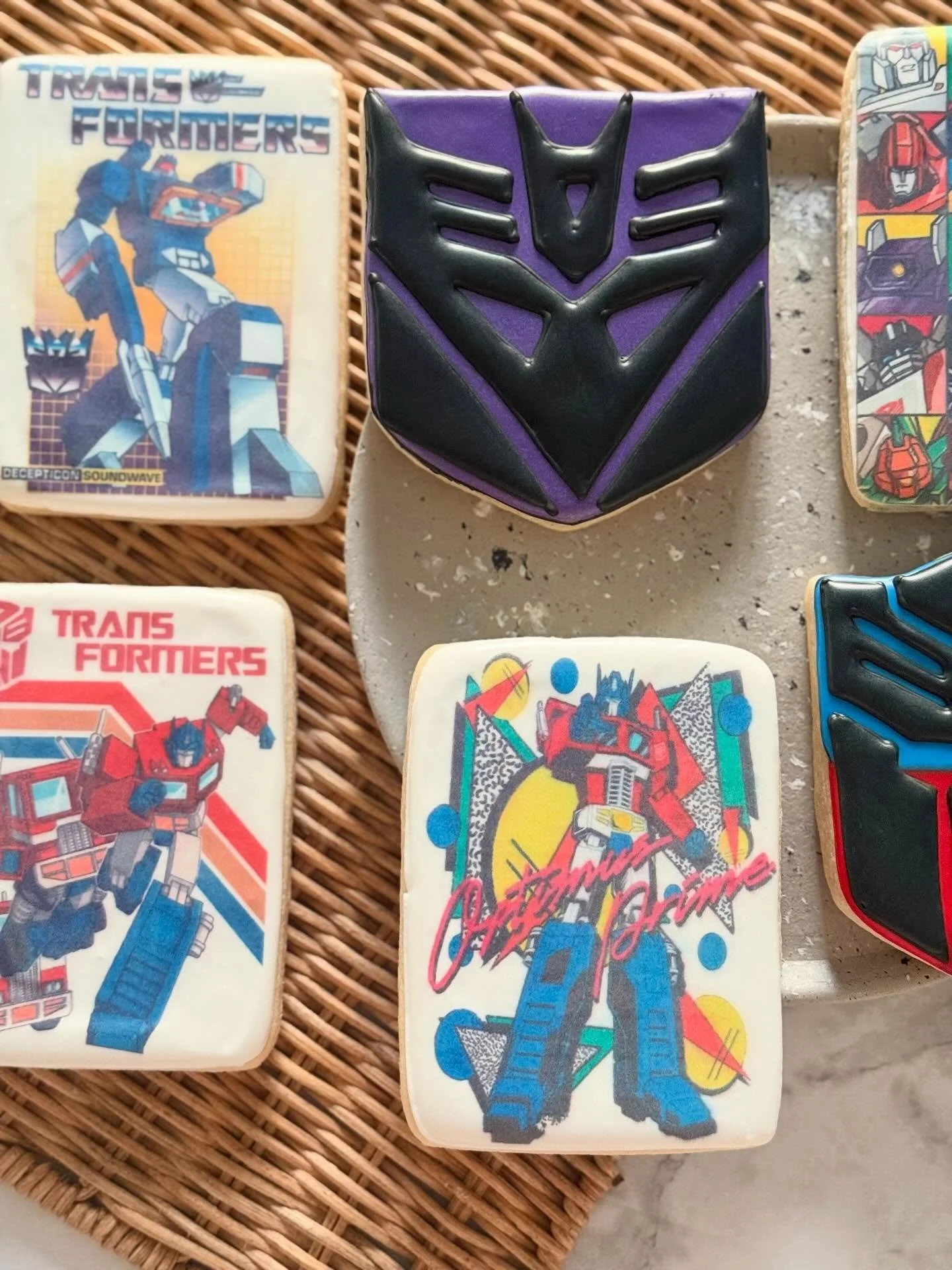 Because who doesn&rsquo;t love Transformers?! #cookies #customcookies #transformers