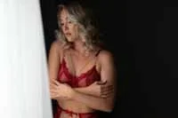 brisbane-boudoir-self-hug-red-lingerie-soft-strength.jpg