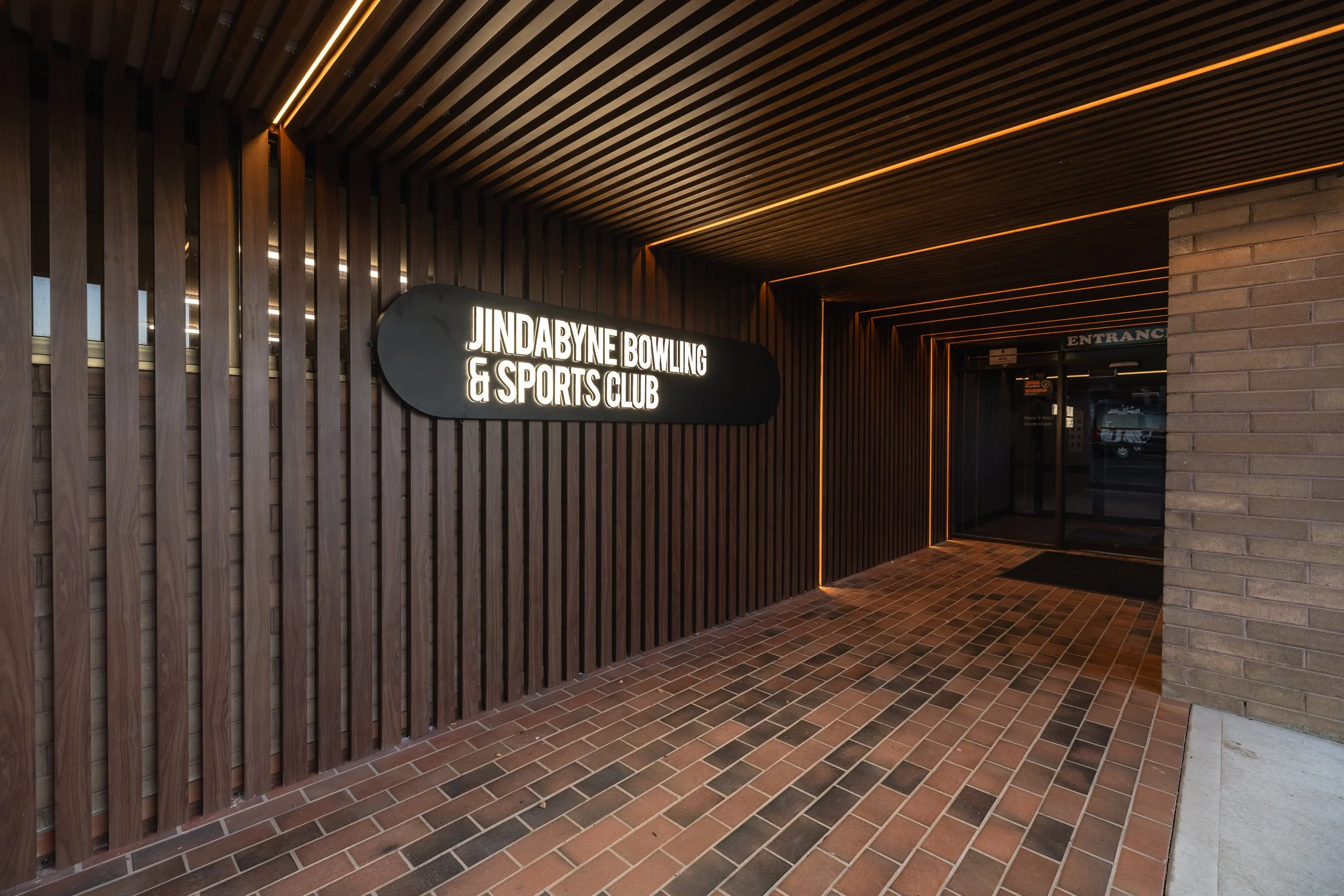 JINDABYNE BOWLING AND SPORTS CLUB -066.jpg