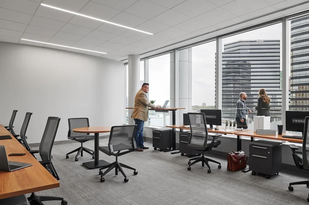 3 Ways to Signal You're Worth a Premium (Without Saying a Word)