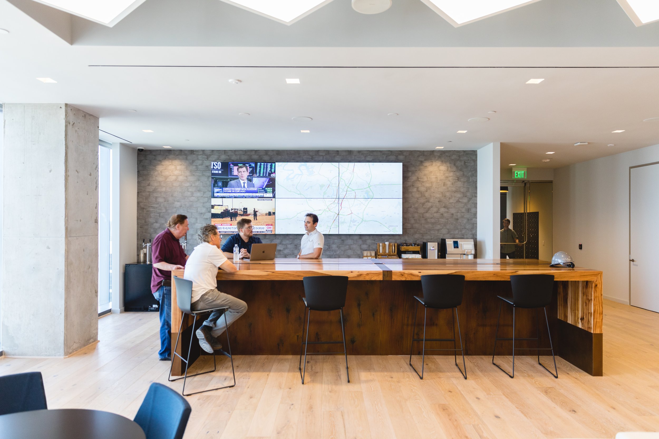 How VC Firms Can Embrace Hybrid Work with Shared Office Spaces