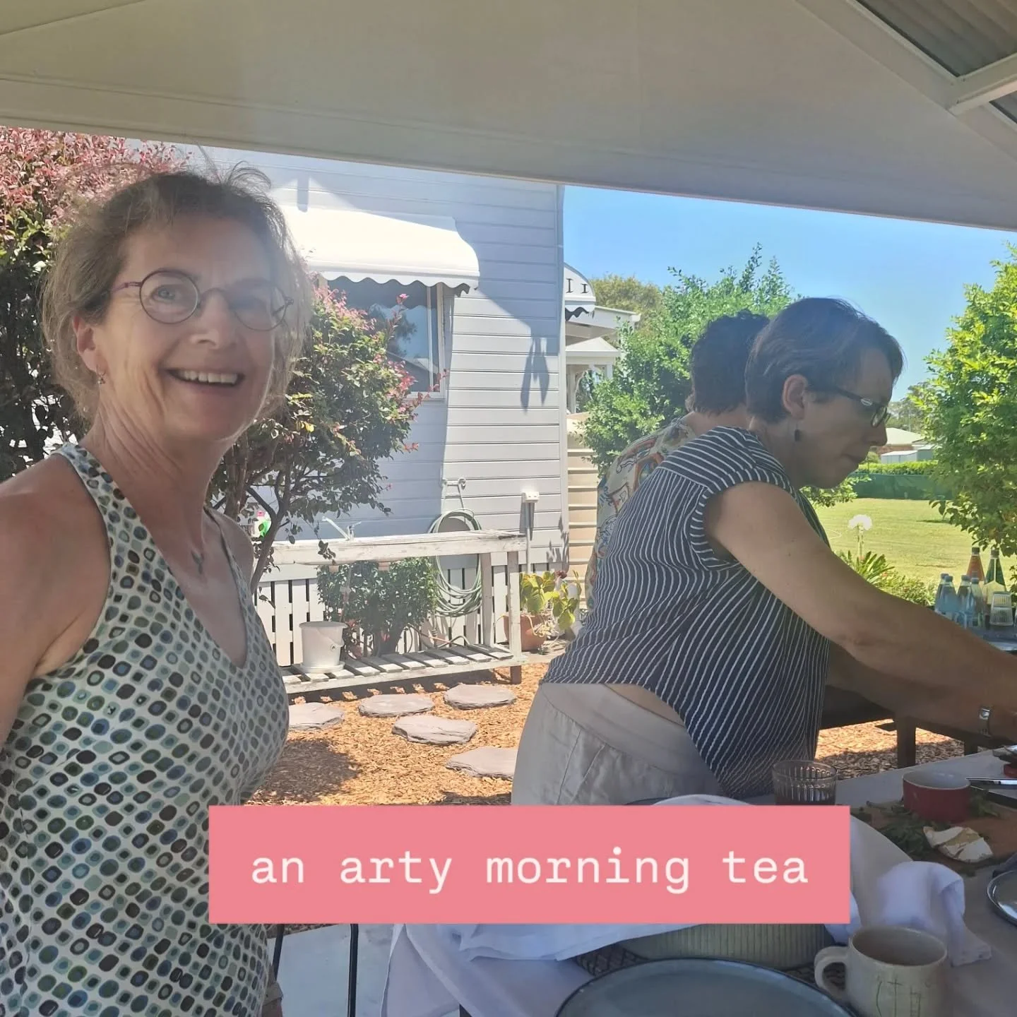 I love my monthly Art Lab get togethers.
A time to reflect, interrogate and dig deep with like minded creative souls.
It was a huge treat to visit one of our studios on Saturday for a final get together for 2025.

Seeing an artist's working space is 