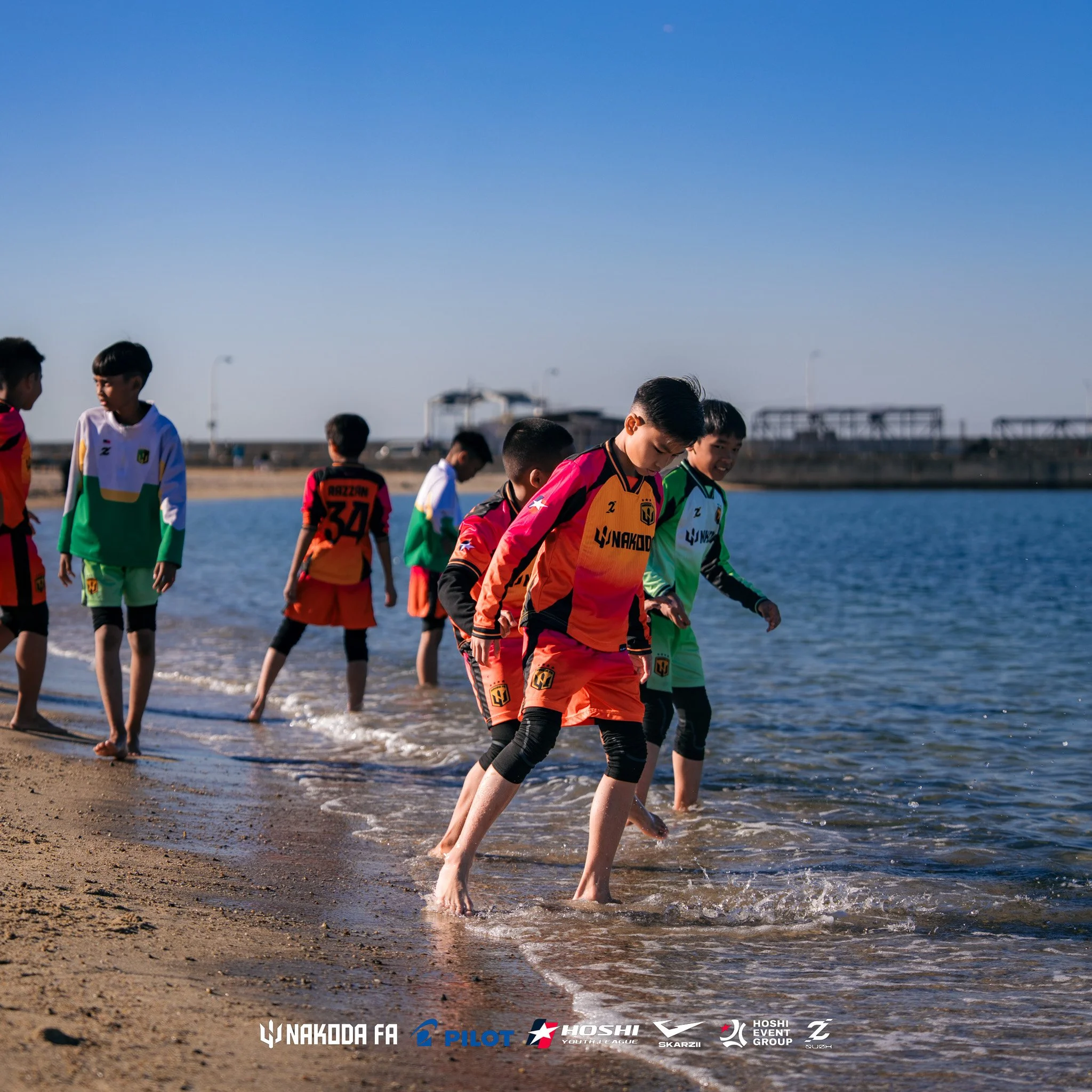 EP09 : Beach During Sunny Winter