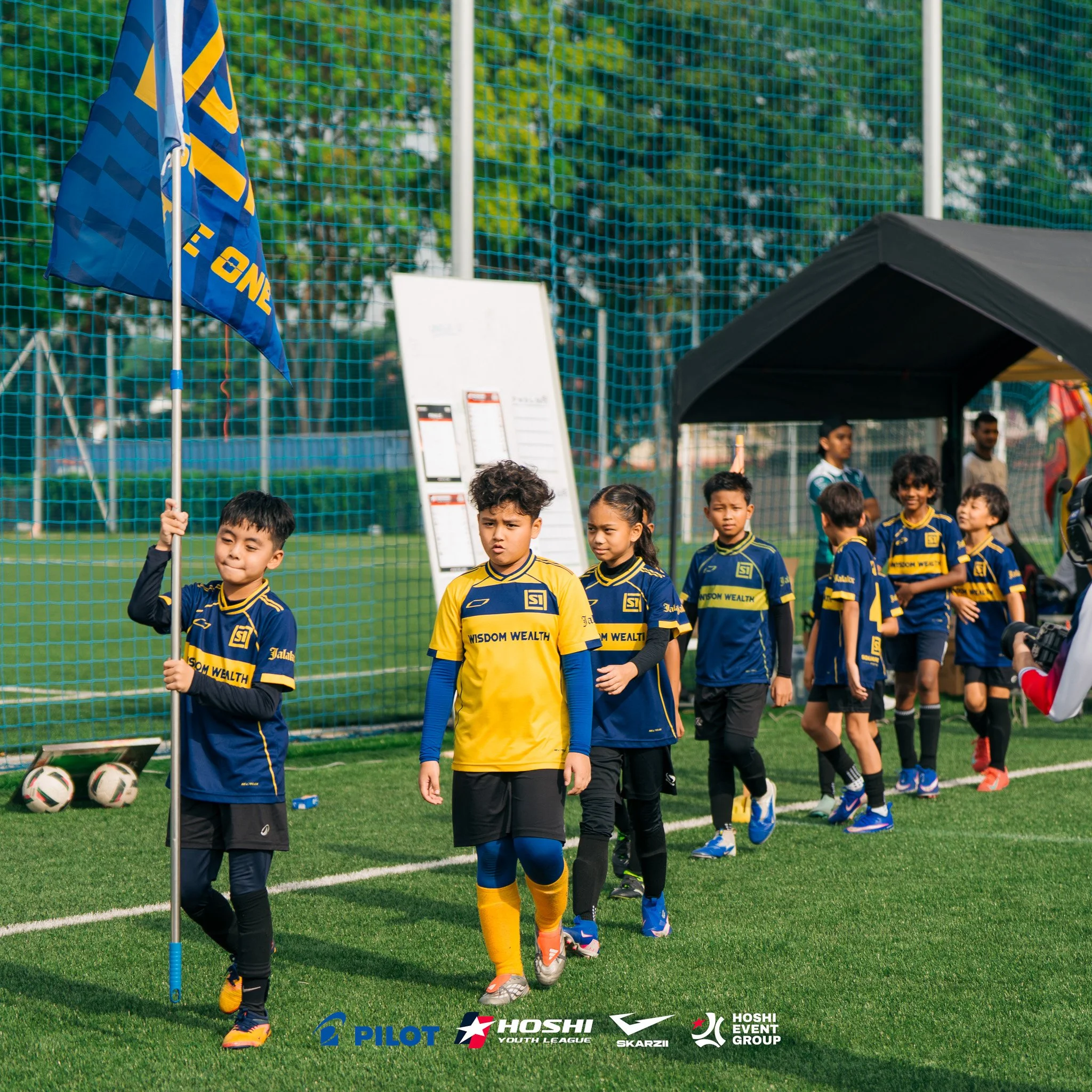 AQS02245-2.jpg