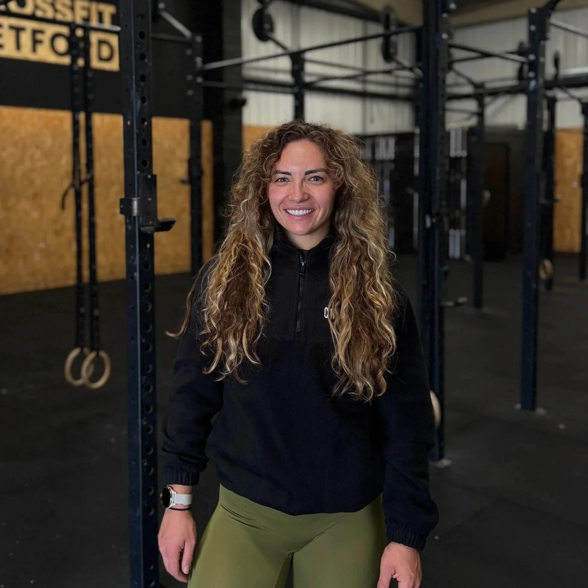 A female coach at CrossFit Retford - a premier CrossFit & Hyrox gym in Retford