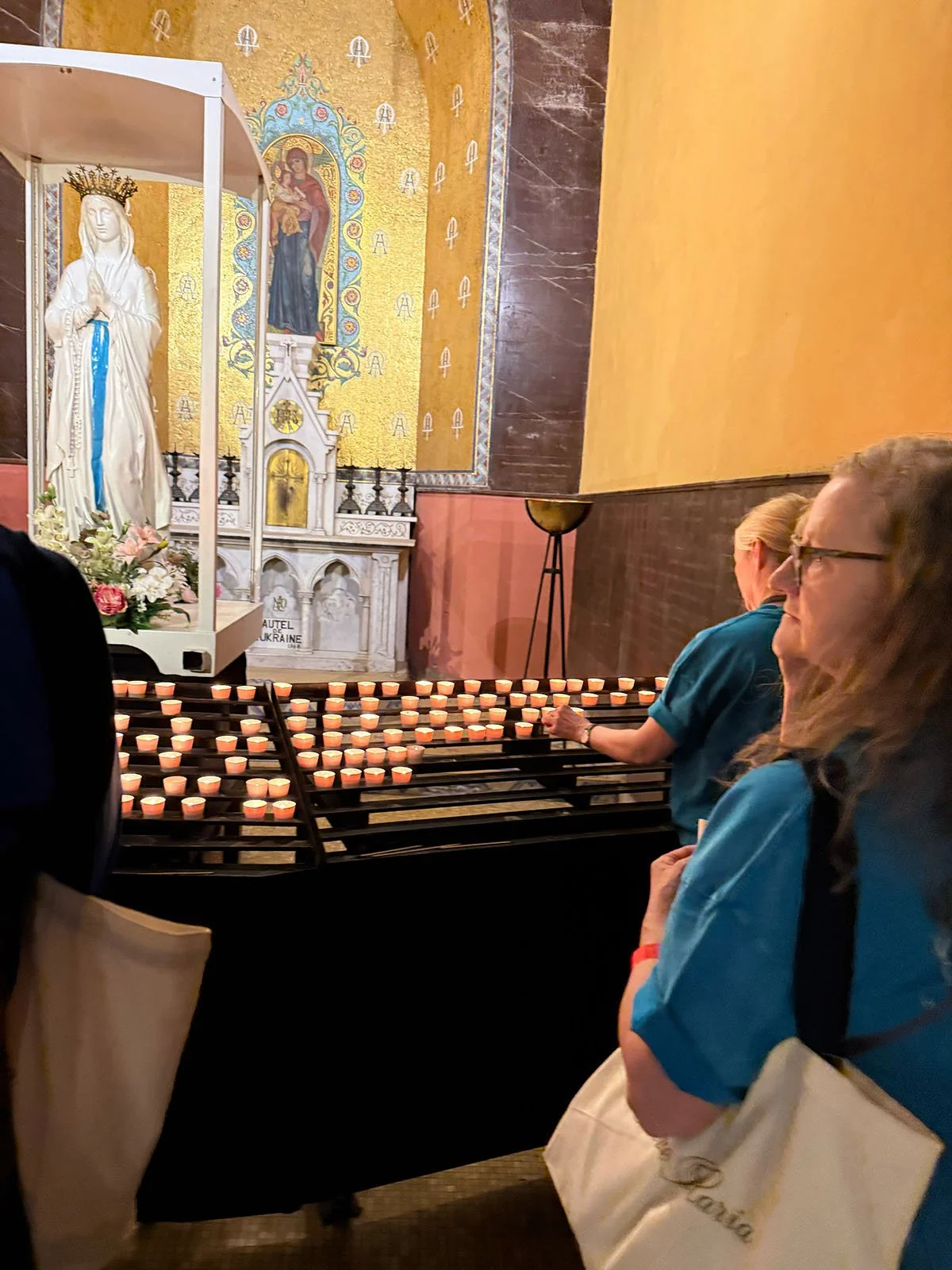 Altar of Mary with candles.jpg