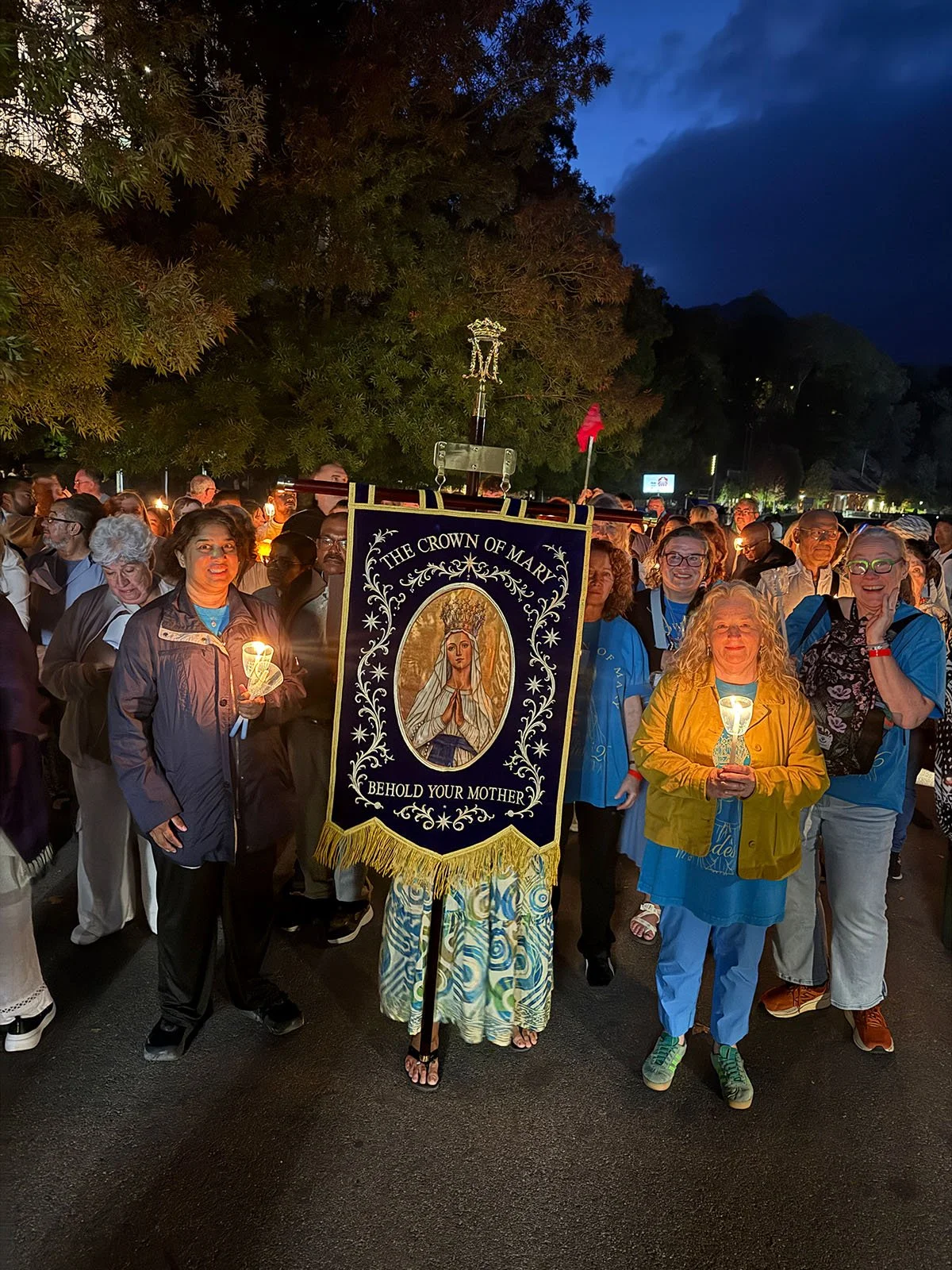 The lourdes procession 4.jpg