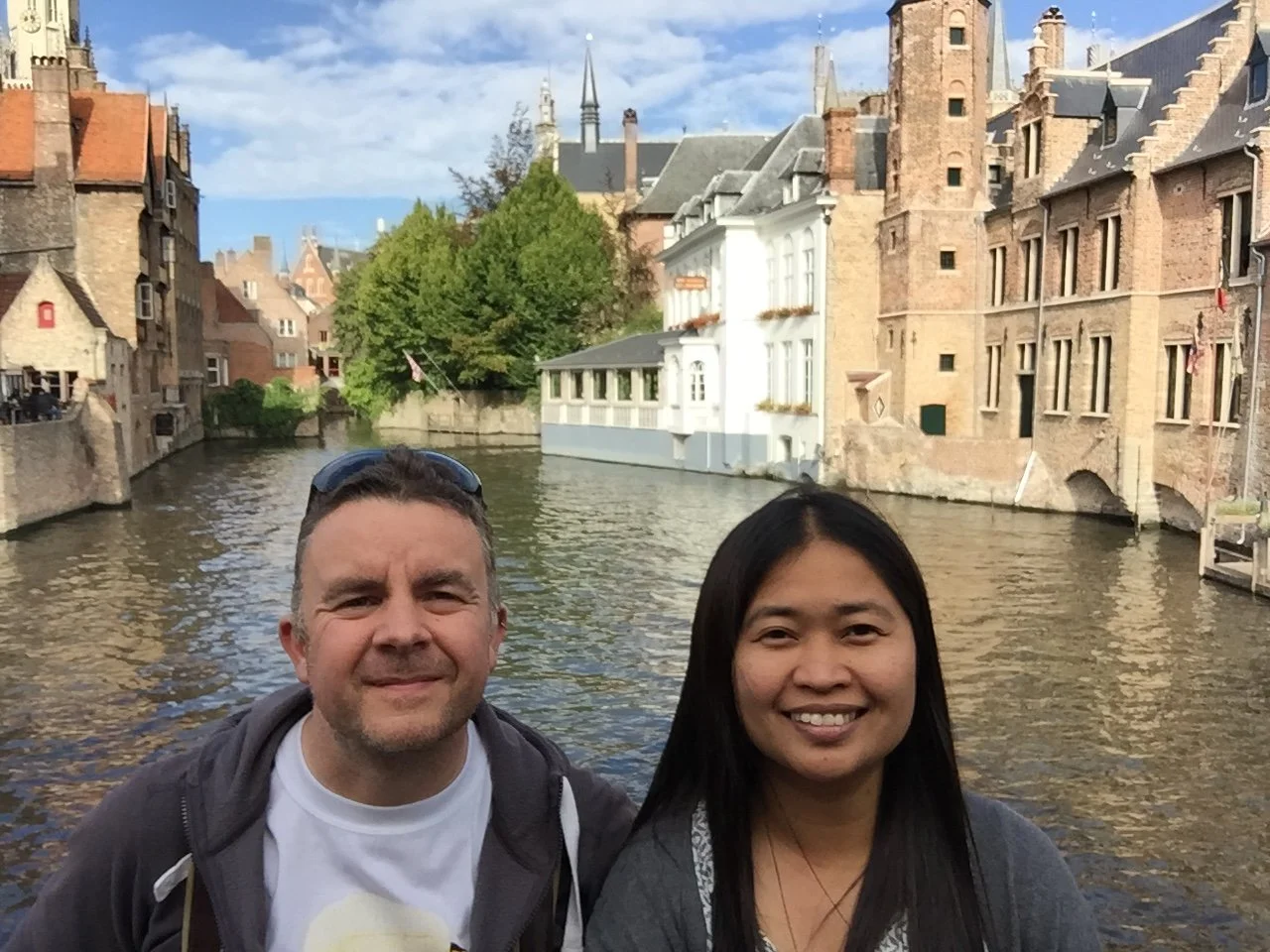 Memory Lane: Brugge in 2016 (Waffles, Canals &amp; the Beer Wall
