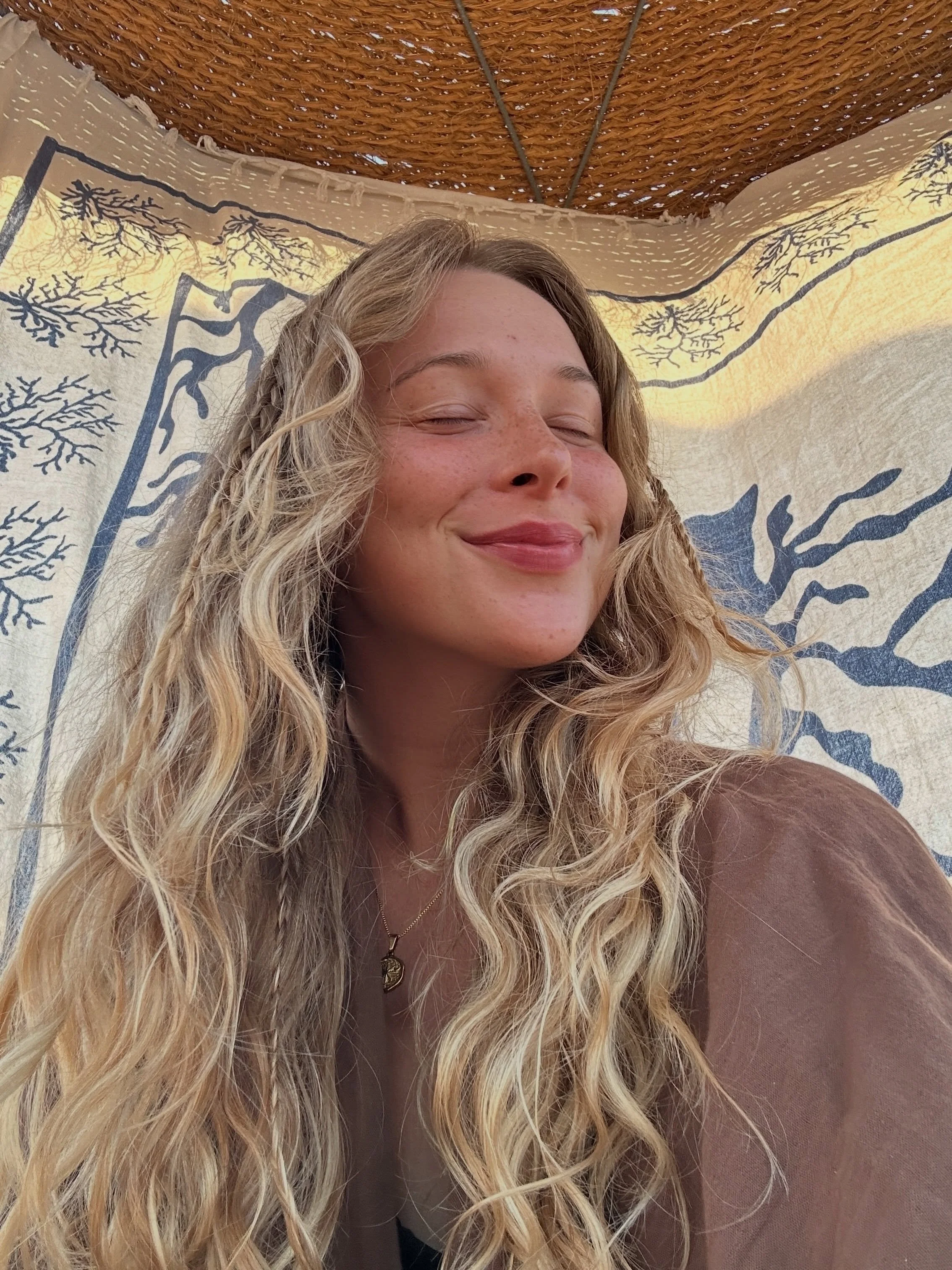 a lil vacation for this Virgo during the eclipse season 🌞🌴(Yes I&rsquo;m still working in my membership though because I LOVE MY JOB 🥹🫶🏼) so here are some lil pics of the trip so far&hellip;

we will be talking about this eclipse + what it means
