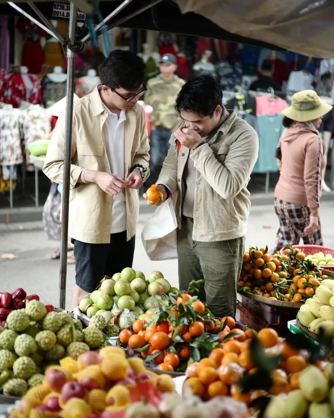 Alain Tru MUA AO TA 19.jpg