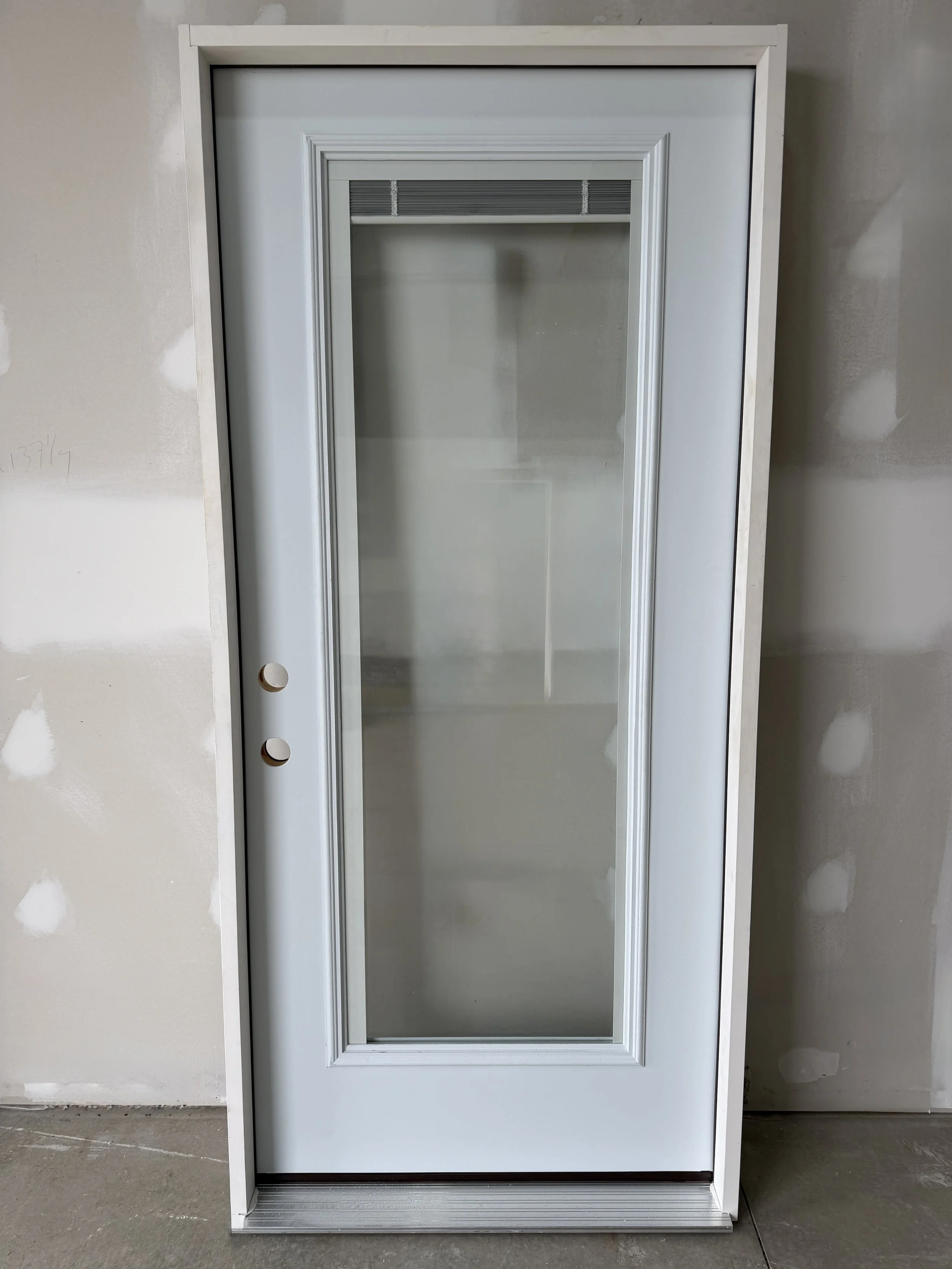 mini blind open 34.JPG