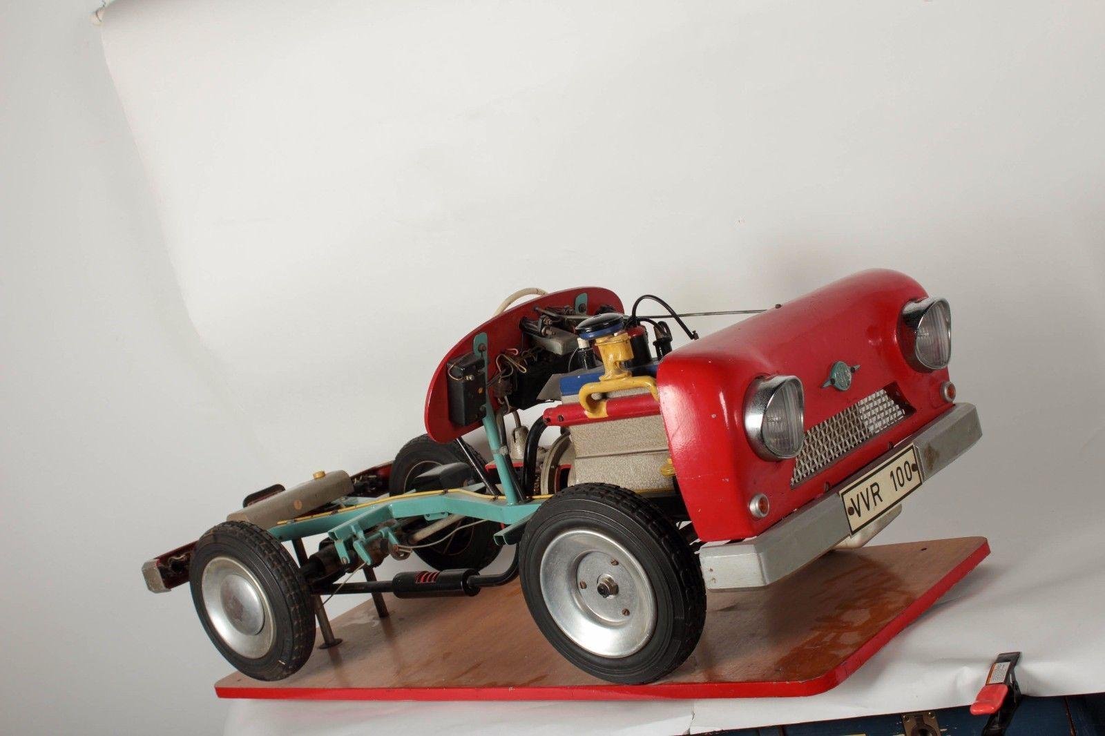 VVR 100 Model Car