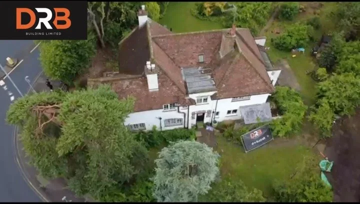 🏡 New project - Letchworth Garden City 📍

This substantial property is set to undergo a full renovation and extension, creating a home that reflects both its character and our clients vision.

Over the past week, the team have been busy taking down