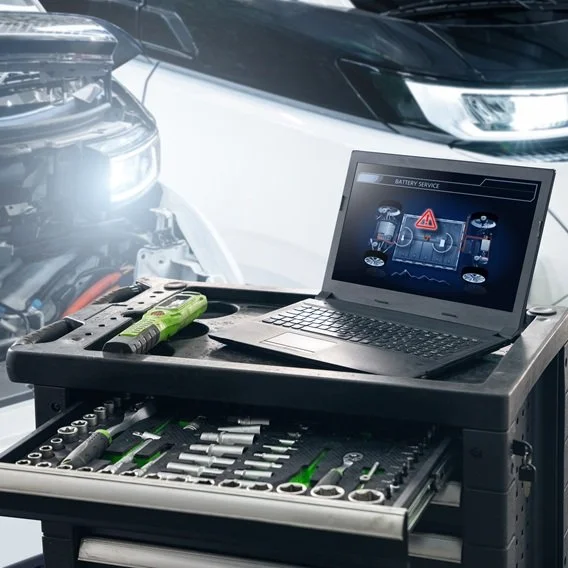 Why Standard Laptops Fail in Workshop Environments