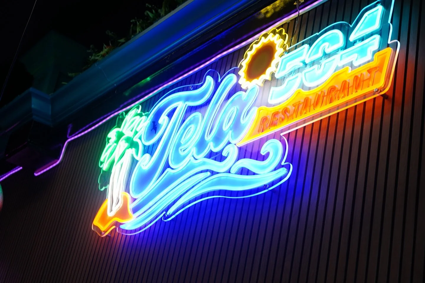 🇭🇳✨ Craving food that feels like home?
At TELA 504 in Charlotte, Honduran flavor takes the spotlight. From crispy tajadas to legendary baleadas and tropical drinks that hit just right&mdash;this is where culture meets taste.

📍 7631 Sharon Lakes R
