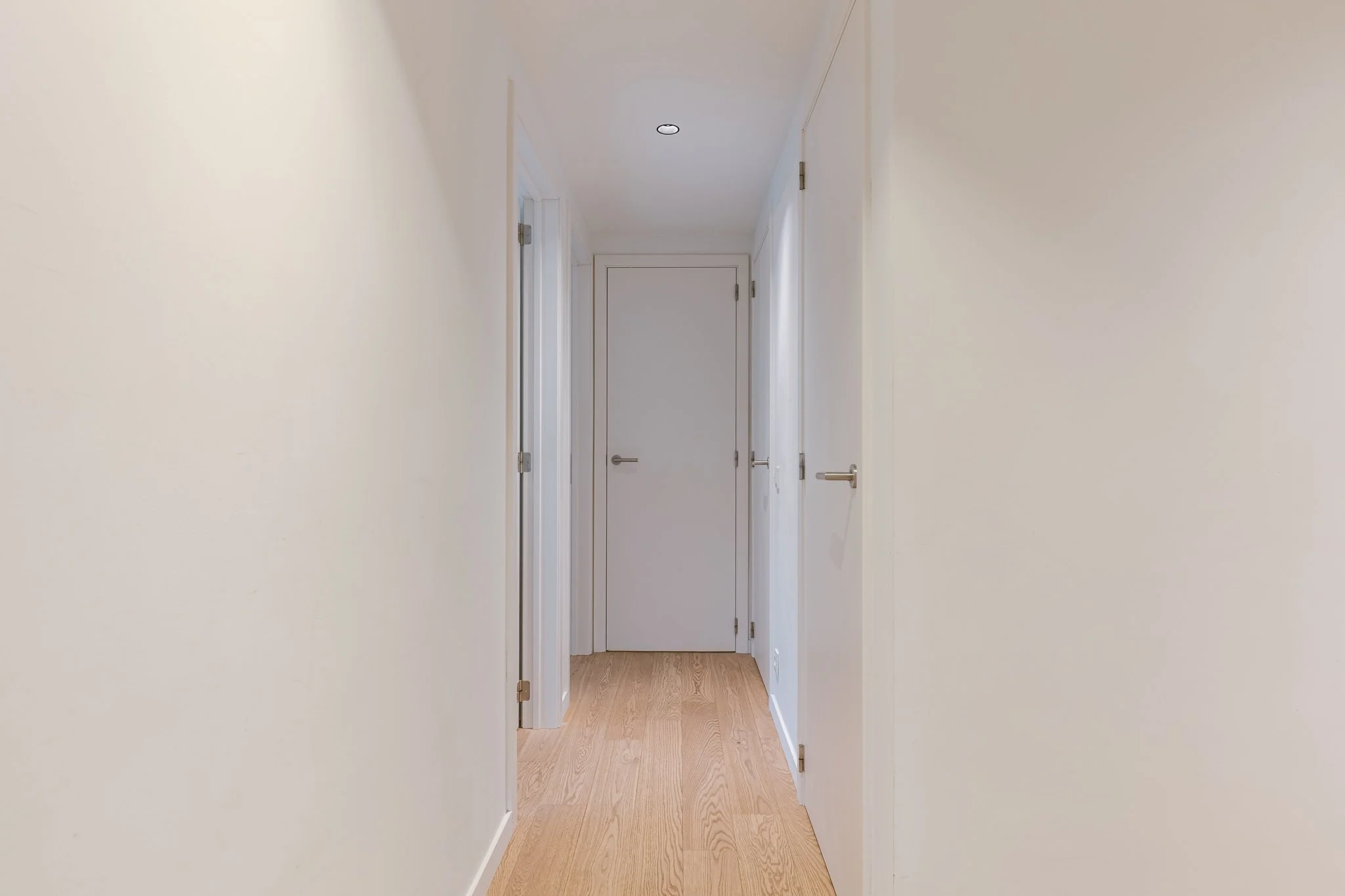 Victorialaan 9 bus 0402, Oostende-8.jpg