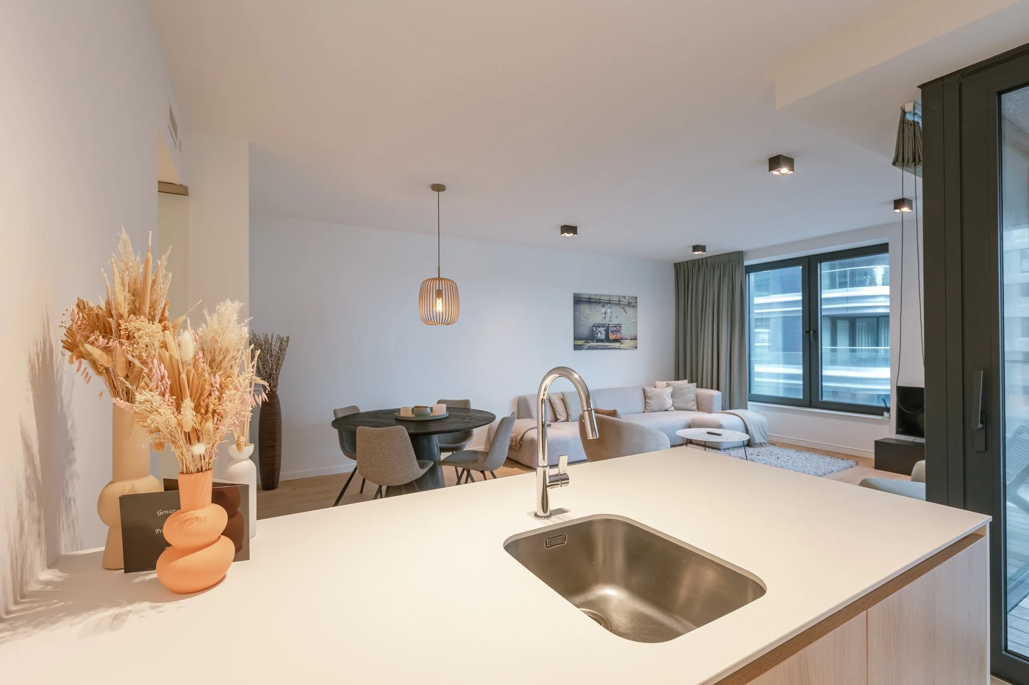 Victorialaan 9 bus 0402, Oostende-22.jpg