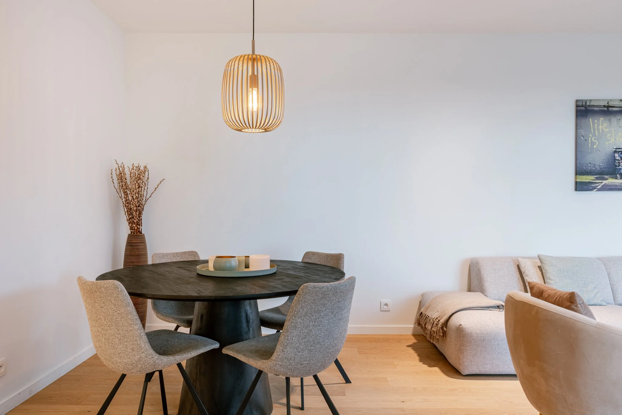 Victorialaan 9 bus 0402, Oostende-13.jpg