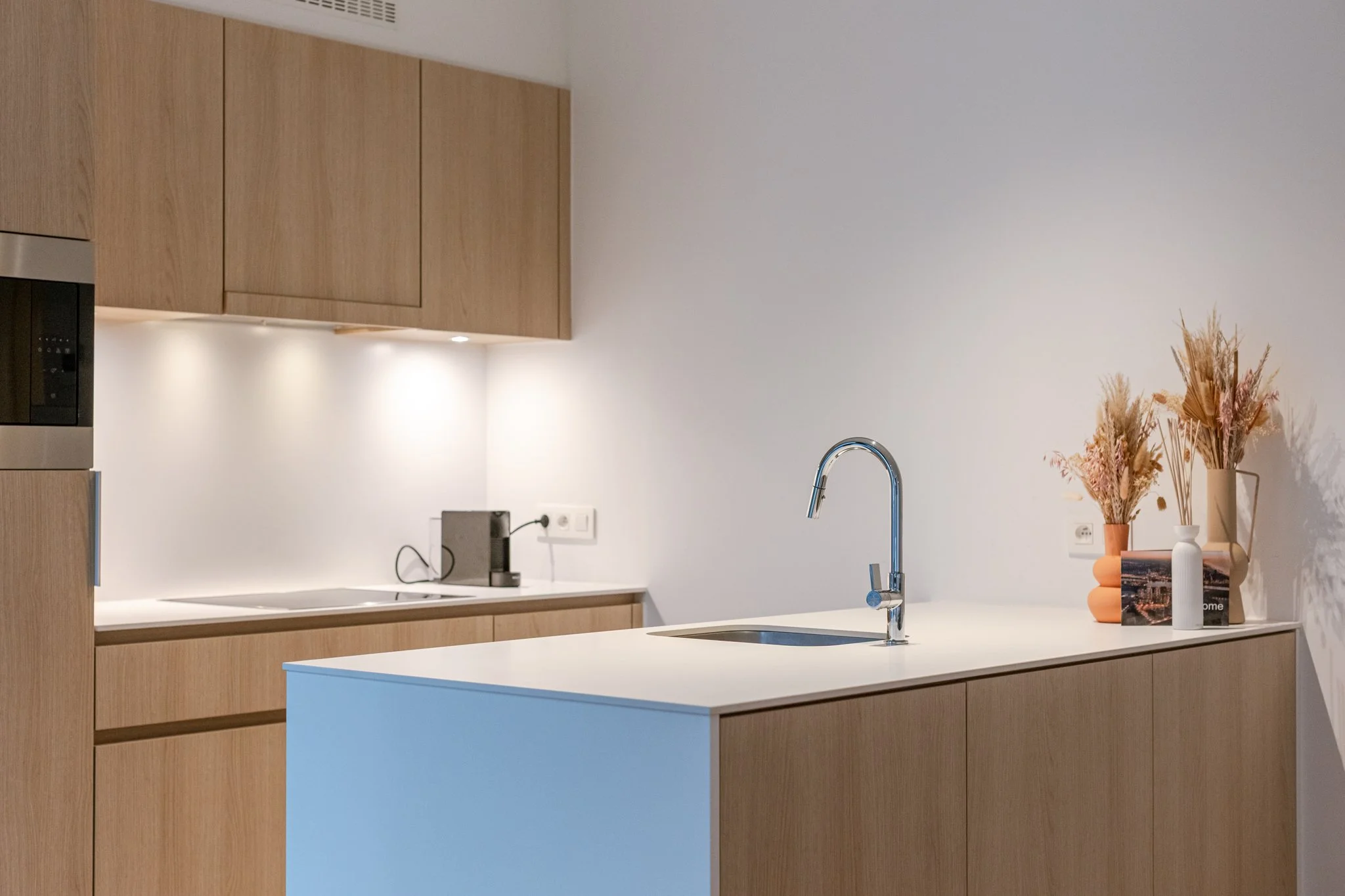 Victorialaan 9 bus 0402, Oostende-34.jpg