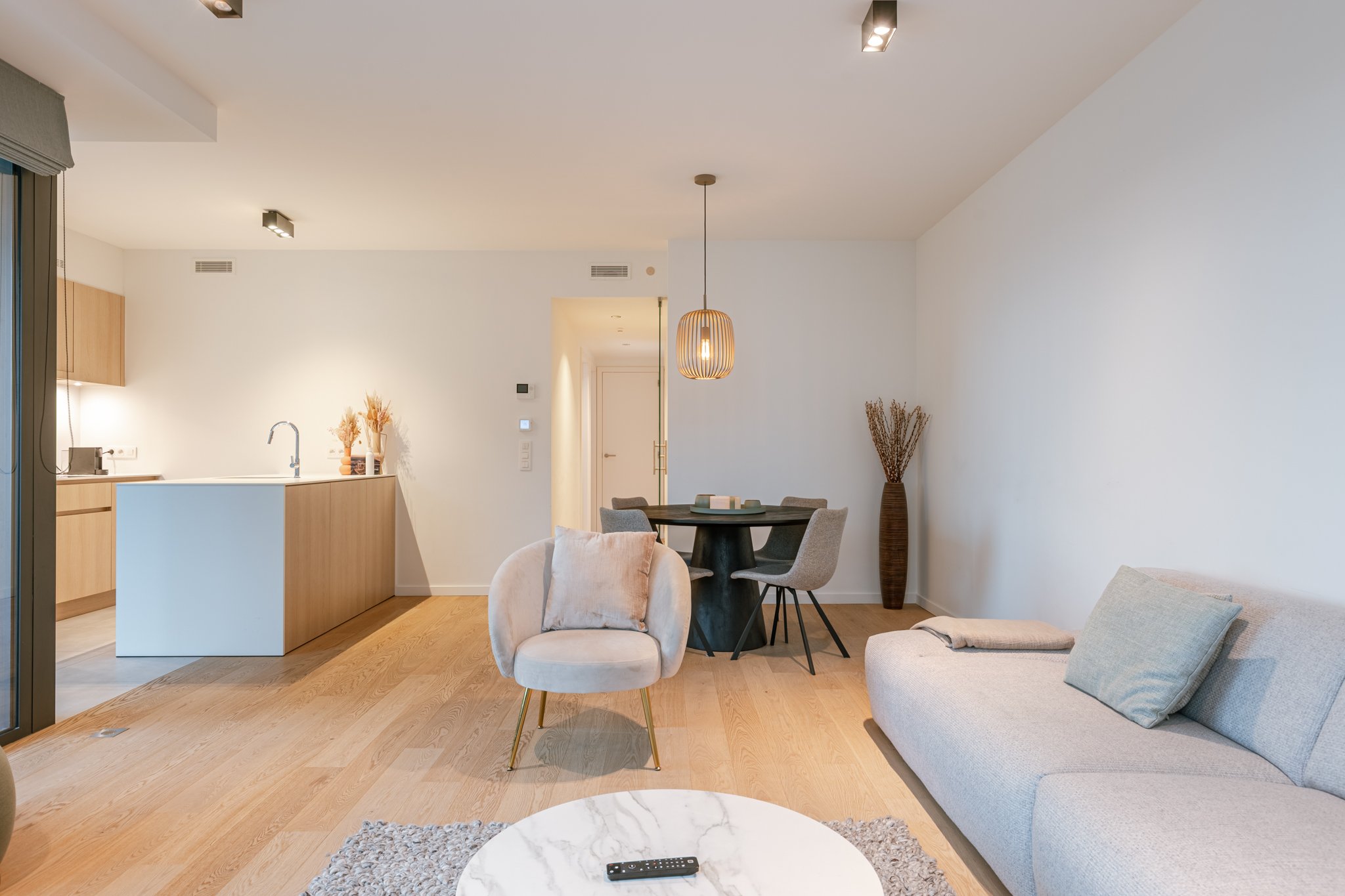 Victorialaan 9 bus 0402, Oostende-19.jpg