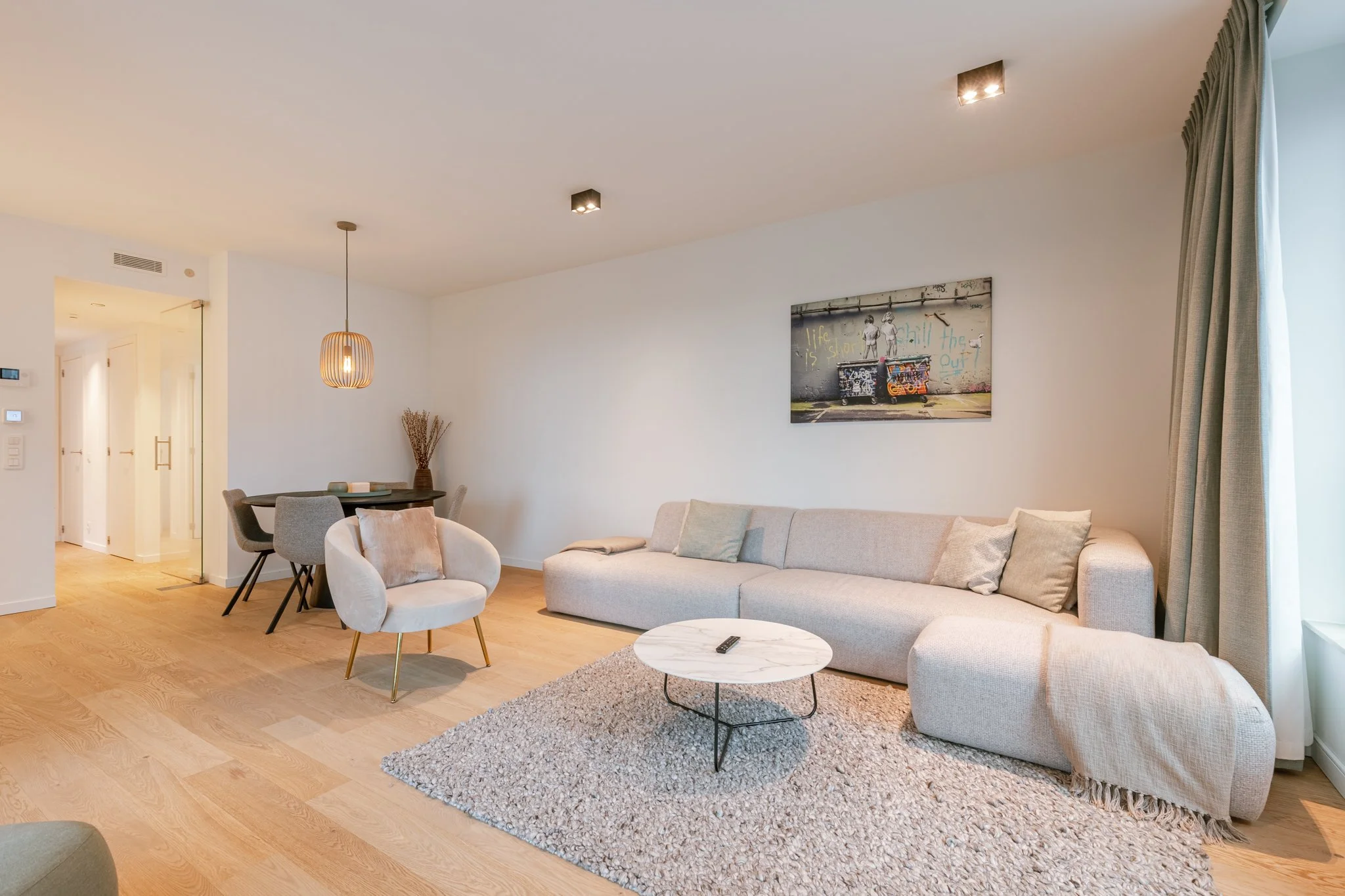 Victorialaan 9 bus 0402, Oostende-20.jpg