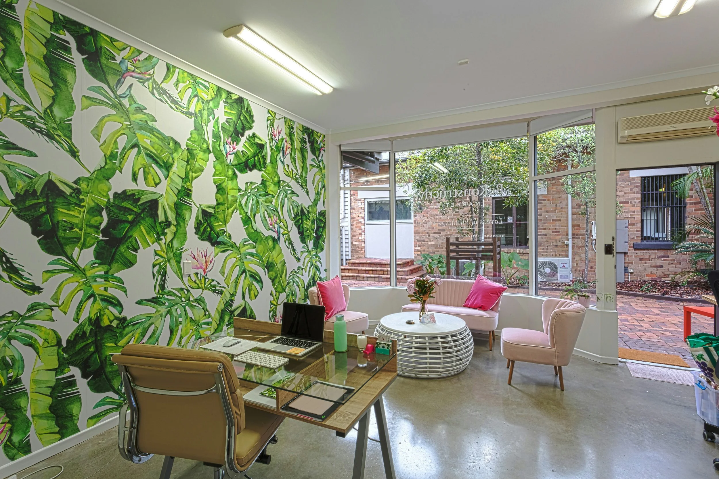 Botanical wall mural inspiration