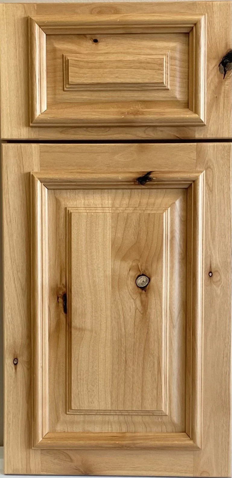 Knotty Alder - No Stain