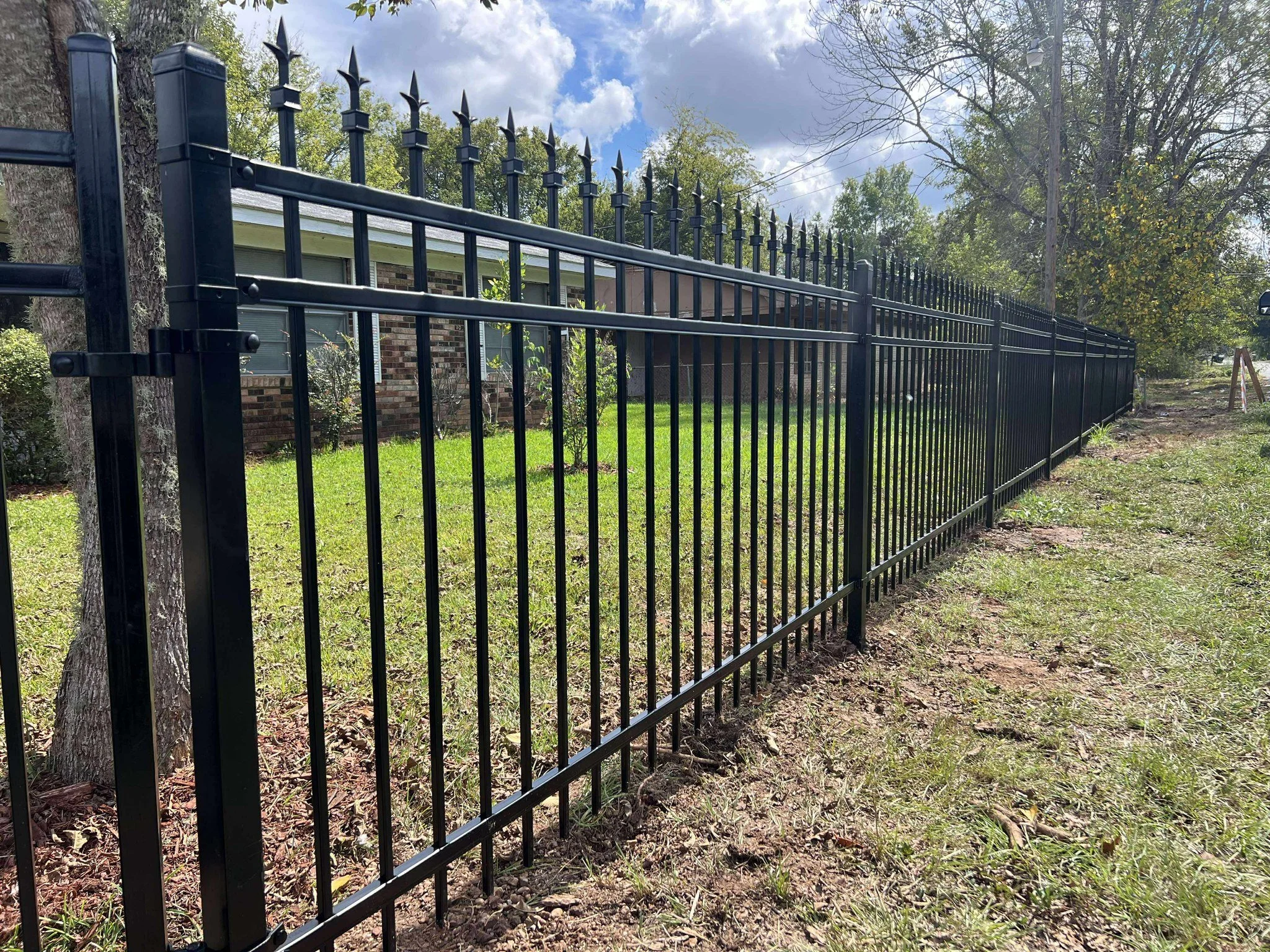 There is just something about a new shiny black decorative fence that will MAKE YOU LOOK TWICE !  Give us a call at 318-452-6265 for your FREE QUOTE