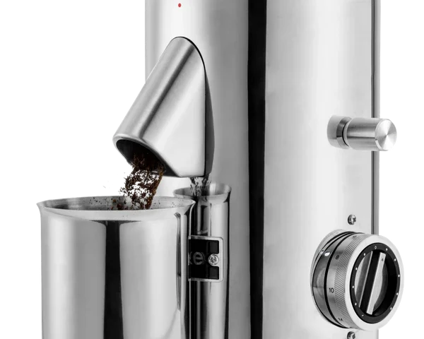 Aarke_Coffee_Grinder_chute.png.webp