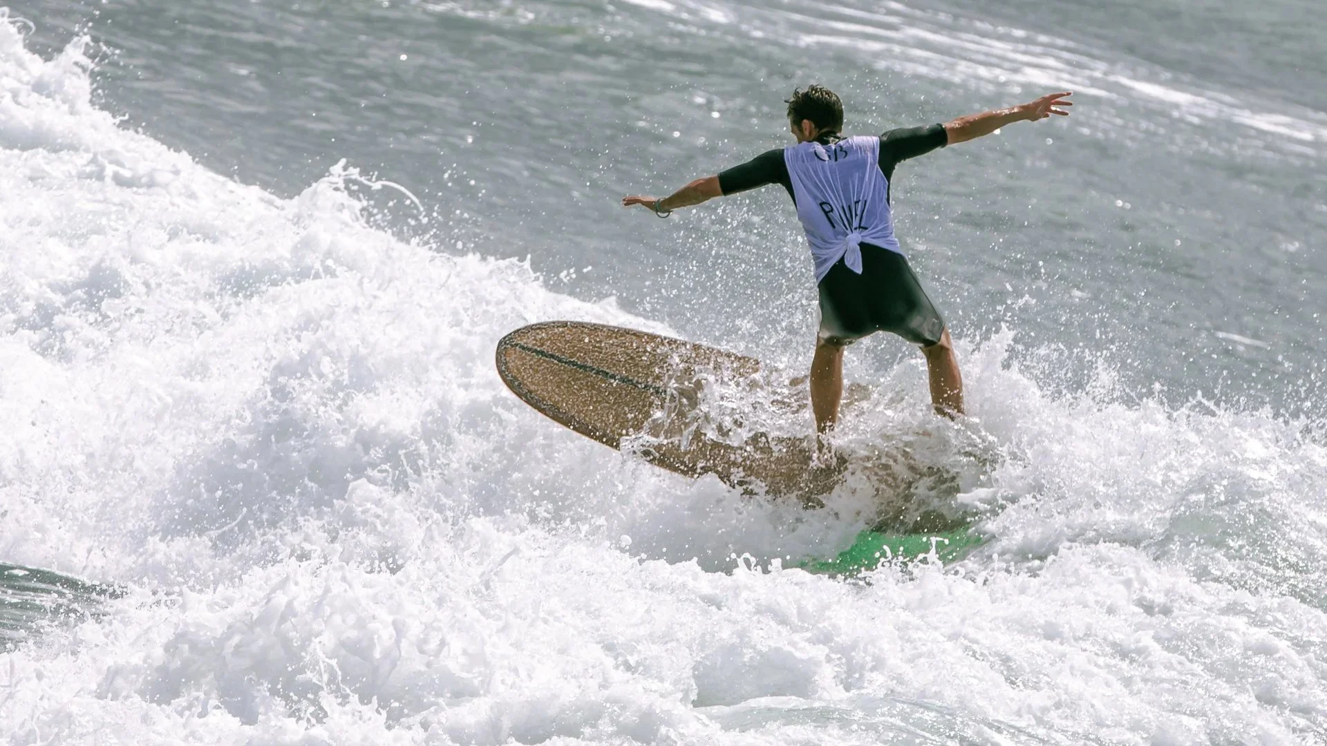 Gliding_Barnacles_Surfing_2023-11.jpeg
