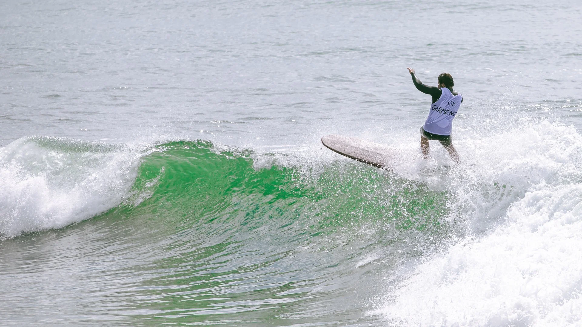 Gliding_Barnacles_Surfing_2023-25.jpeg