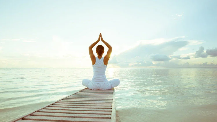 Holistic wellness and natural health naturopathic doctor Toronto Dr. Laura Brass ND