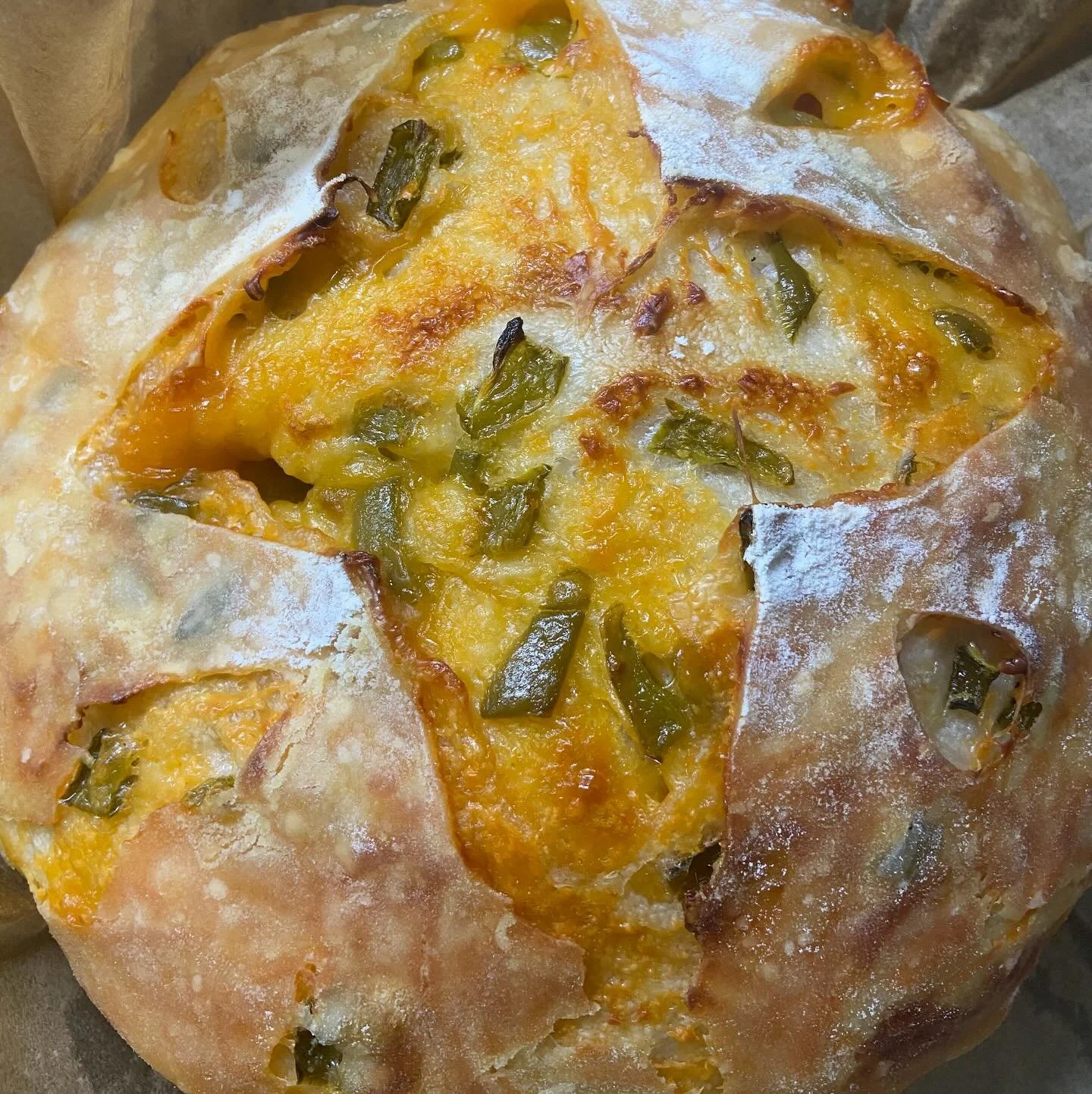 Fun inclusion friday! #jalpe&ntilde;ocheddar #pepperonimozzarella #pepperoniHothoneygoatcheese #sourdougbread #sourdough #sourdoughofinstagram #microbaker #oloaf #sourdoughinclusions