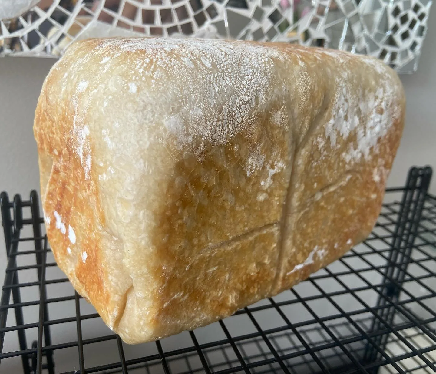 Sandwich loaf Sundays! #sourdough #sourdoughbread #sourdoughofinstagram #microbaker #sandwhichsourdoughloaf #oloaf