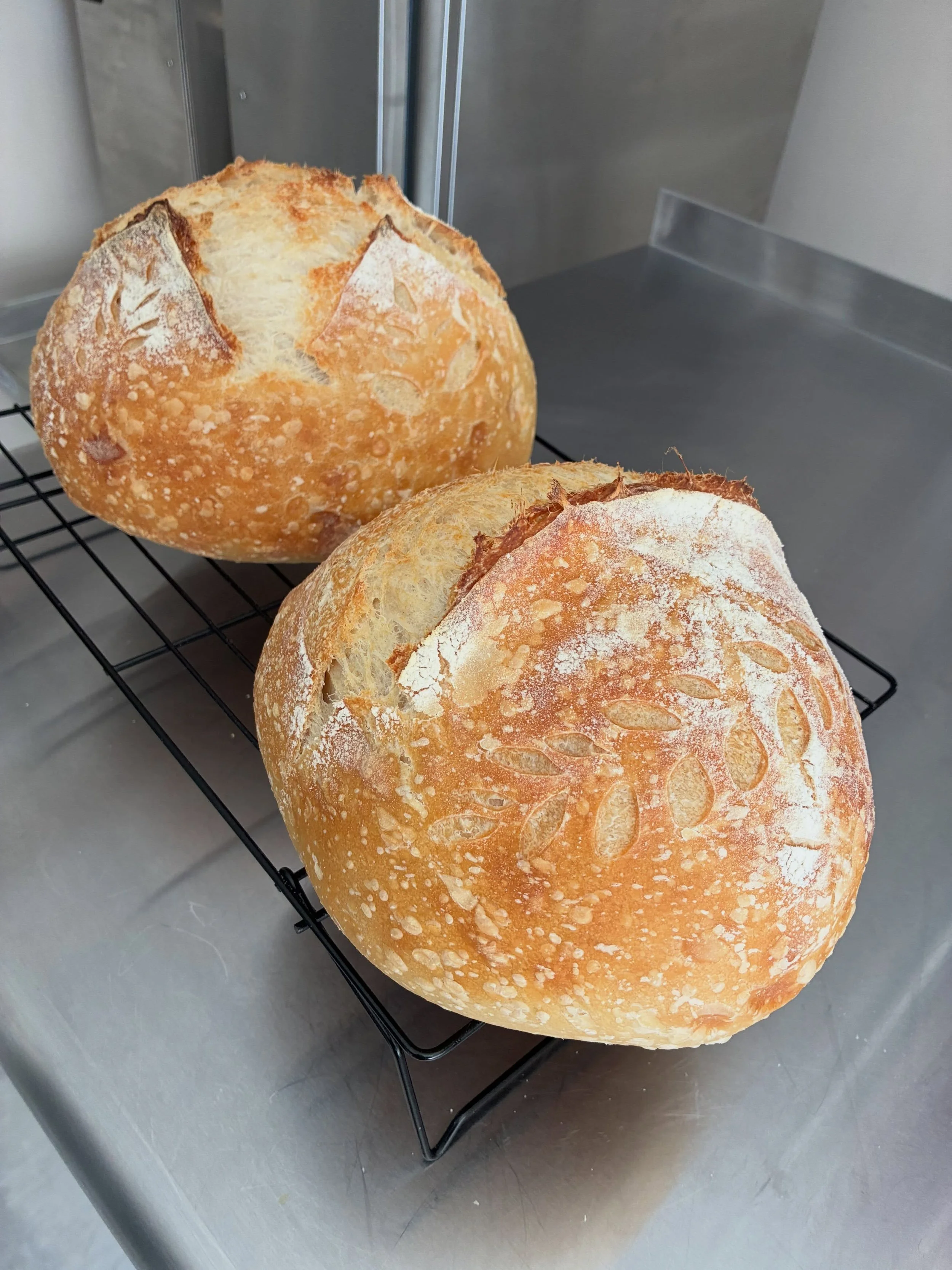 Just some beauties from this week #lucianasleaveningloaves #sourdougbread #sourdough  #microbakery #sourdoughclassicbread
