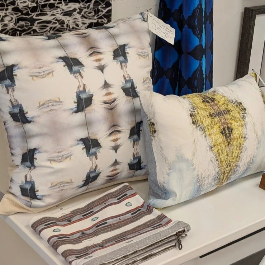 ✨ #TheFridayFind ✨
This week we are spotlighting the incredible talent of White Rock, BC based artist @sobocreative who we are both honoured to know and thrilled to showcase. These stunning coastal photographs are captured, printed on cotton and cott